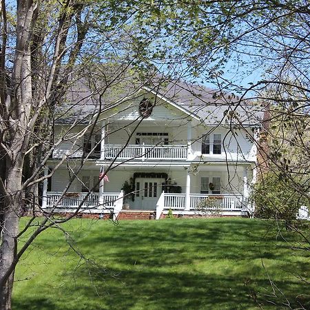 Buffalo Tavern Bed And Breakfast Уэст-Джефферсон Экстерьер фото